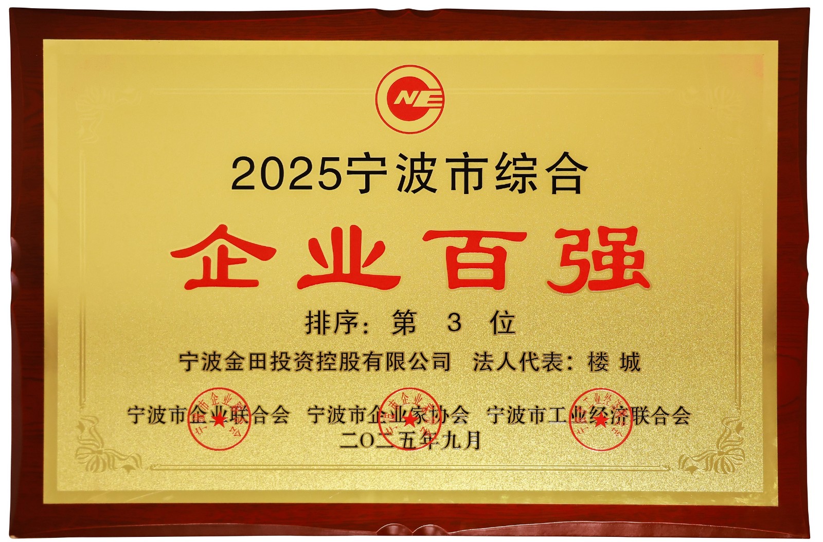 17576582114477563D5K.jpg